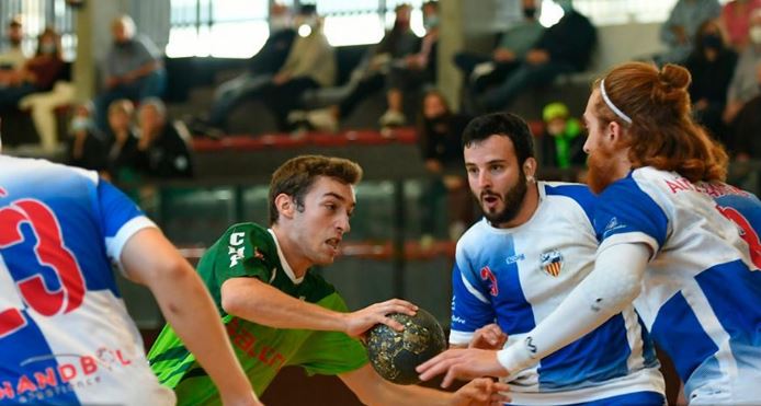 El Creu Alta Sabadell tampoc va poder amb el Palautordera | CASHandbol