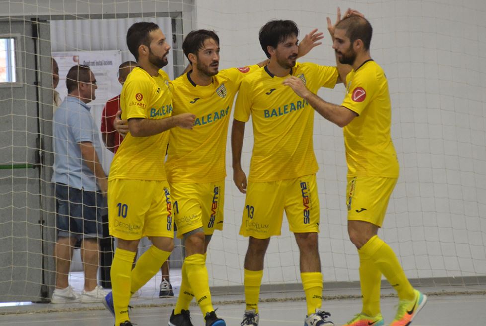 Els jugadors del Mar Dénia, celebrant un dels gols | Denia.com