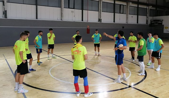 Primera sessió del curs del Club | CNS futbol sala