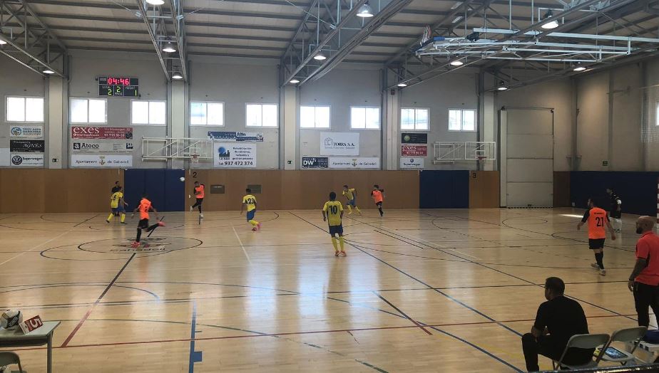 Imatge del partit a Cal Balsach. | Grups Arrahona