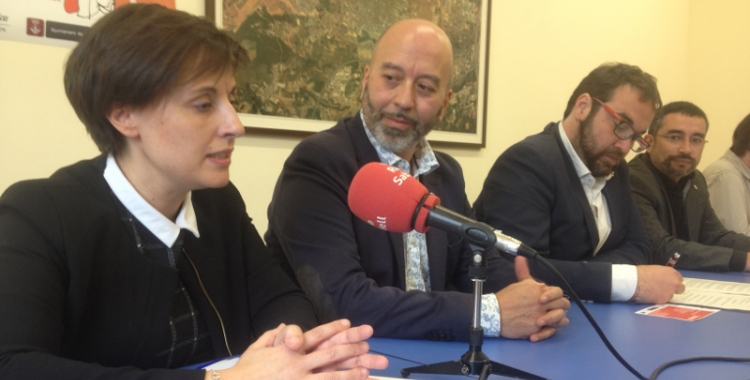 Soraya de las Sías (Santa Maria la Real), Joan Cruz (Fundació Telefónica) i Juli Fernàndez a la presentació d'e la Llançadora
