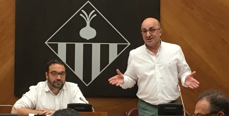 El Síndic de Greuges durant la seva explicació al ple | Mireia Sans