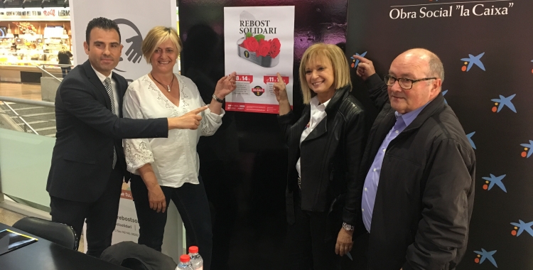 El Mercat Central es mobilitza per Sant Jordi a favor del Rebost Solidari