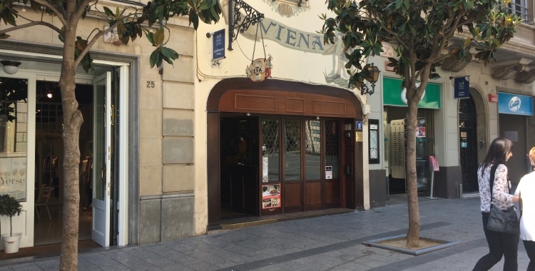 Entrada de l'actual Viena a plaça Sant Roc