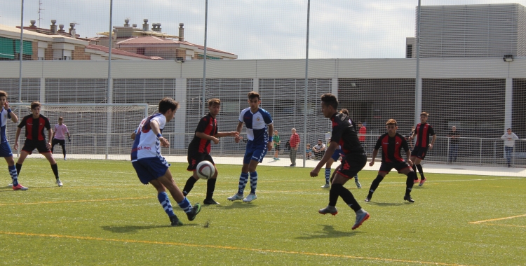 El juvenil del Sabadell vol escalar posicions a la classificació | Adrián Arroyo