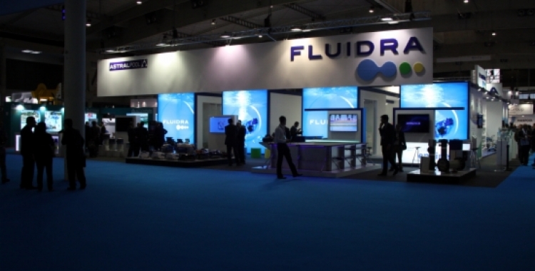 Estand de Fluidra, al saló Piscina&Wellness, al recinte de Gran Via de Fira de Barcelona (2015) | ACN