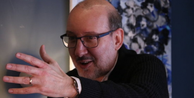 El periodista Antoni Bassas, autor del llibre 'Bon dia, són les vuit!'