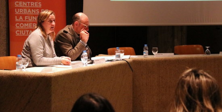 Pla general d'Àngel Cebollada i Anna Vera, responsables tècnics de l'Observatori i mepartament de Geografia de la UAB | ACN 