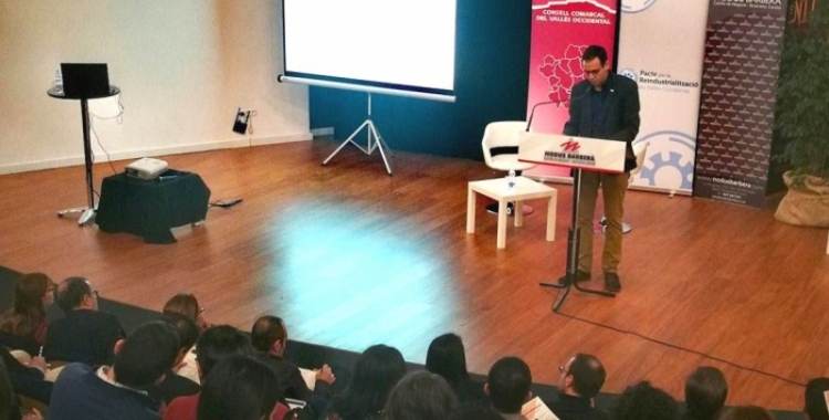 Ignasi Giménez durant la presentació del portal