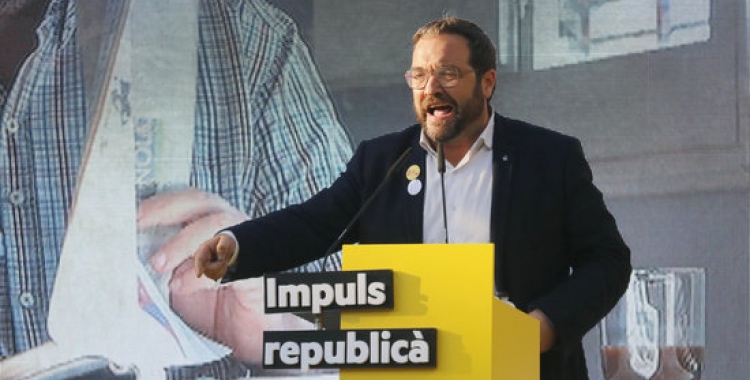 L'exalcalde i alcaldable d'ERC, Juli Fernàndez, durant el míting central d'ERC | Jordi Pujolar, ACN