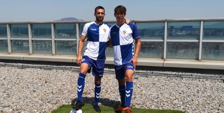 Grego Sierra (esquerre) i Aleix Roig (dreta) han estat presentats al terrat de la Torre Millenium. | Sergi Park