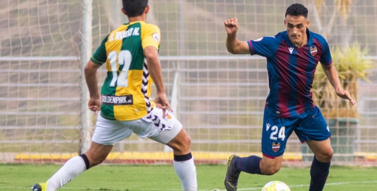 Rubio va marcar el gol de l'empat a Bunyol. | Atlético Levante