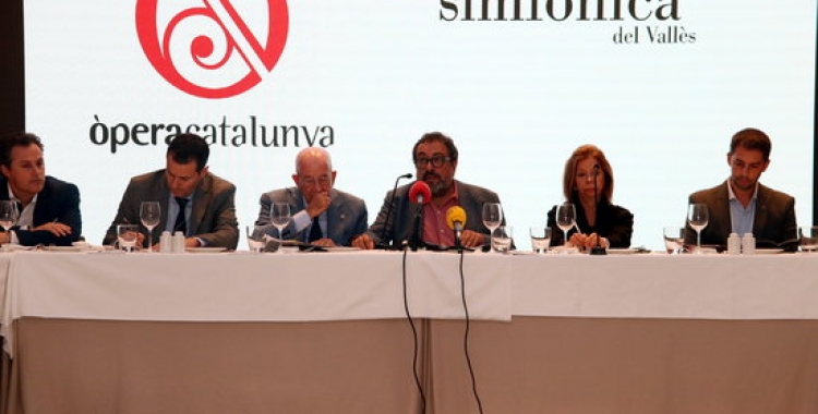 Membres de l'AAOS i l'OSV en la roda de premsa de presentació de la temporada | ACN