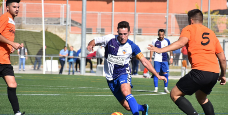 El Sabadell 'B' perd a casa contra la Sabadellenca i torna a la zona de descens | Fut Base CES