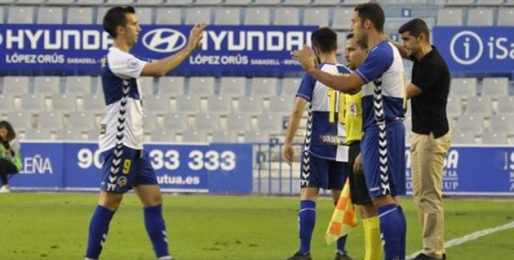 L'últim partit de Boris Garrós en lliga va ser contra l'Olot (jornada 7) | Críspulo Díaz
