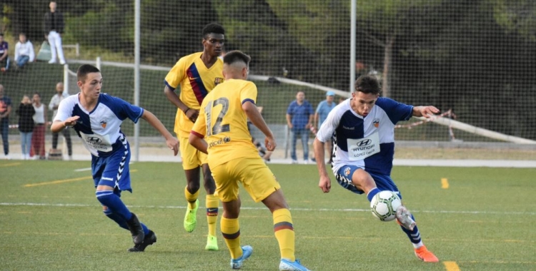 El Juvenil 'B' del Barcelona es va imposar (1-2) a Olímpia a la primera volta | Críspulo Díaz