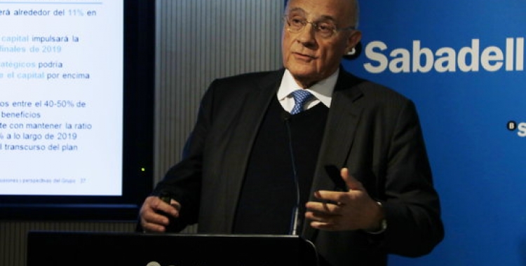 El president del BS, Josep Oliu, en una roda de premsa el 2019 | ACN