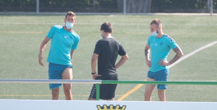 Édgar ha completat tot l'entrenament, mentre que Cornud només ha quedat al marge en el tram final | Roger Benet