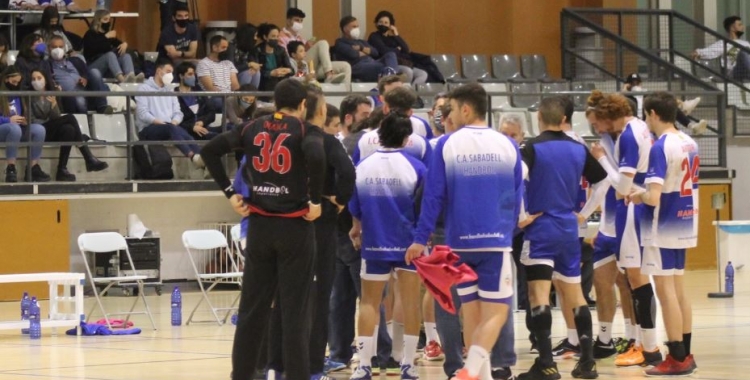 El Creu Alta Sabadell va obtenir la salvació sobre les pistes a dues jornades del final | CASHandbol