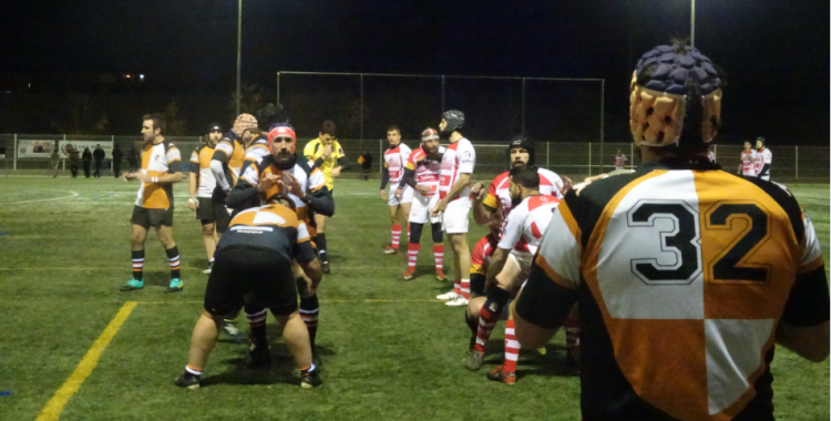 Imatge d'arxiu d'una jugada en el partit entre el Sabadell i el Manresa RC | Arxiu