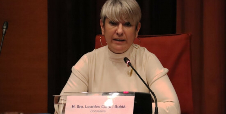La consellera de Justícia, Lourdes Ciuró, durant la compareixença a la comissió per explicar els pressupostos | Maria Asmarat