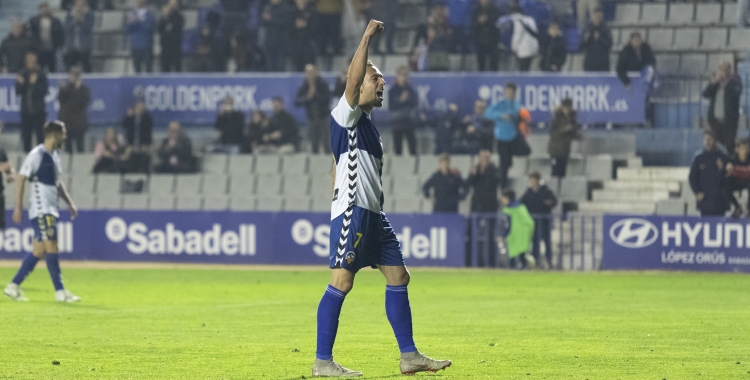 Boris Garrós celebrant un dels set gols anotats amb la samarreta arlequinada | Alex Canales