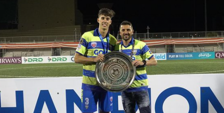 Dani Almazán, en la celebració del títol amb David Villa | Dani Almazán