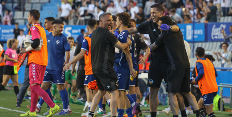 El Sabadell encara ha de rubricar la classificació per al 'playoff', però el triomf contra el Cornellà ho ha posat més de cara | CES