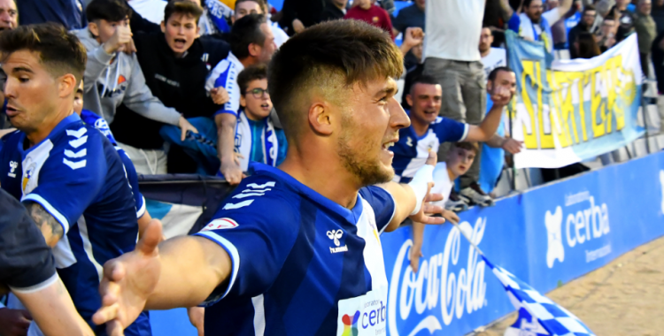 Aarón Rey, celebrant el gol | Críspulo Díaz