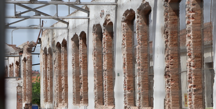 La fàbrica Sallarès i Deu, on es vol fer la biblioteca | Júlia Ramon