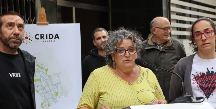 L'equip de la Crida davant el servei de recaptació | Ràdio Sabadell