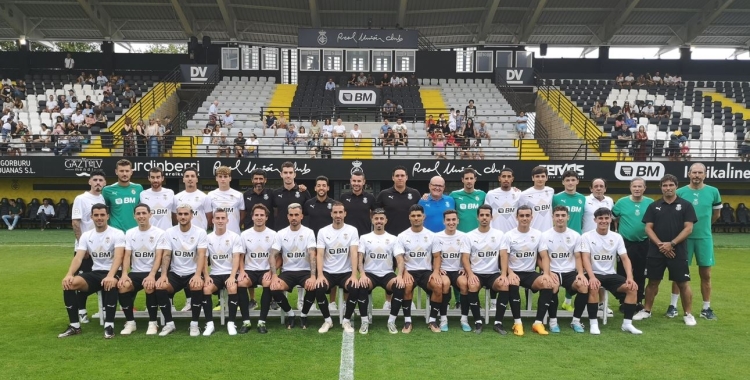 Primera foto de família d'aquest estiu del Real Unión, sense alguns dels últims reforços a arribar | Real Unión