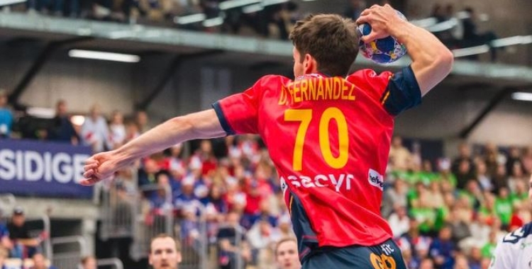 Fernández ja va jugar l'any passat el Mundial i debutarà en un Europeu | RFEBM
