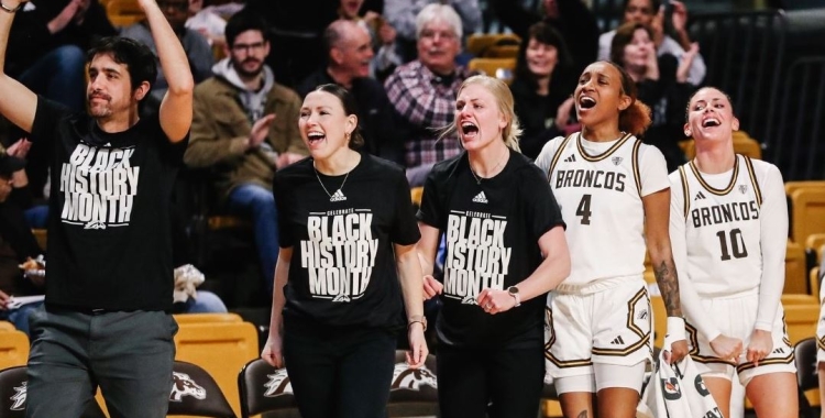 Quim Gómez (esquerre) i els Western Michigan Broncos | Cedida
