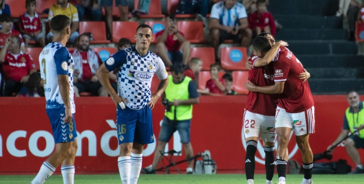 A la primera volta, el Nàstic es va imposar 2-0 | Roger Benet