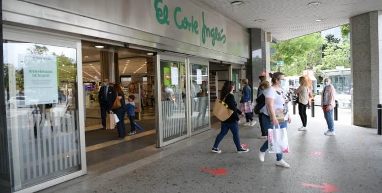 Entrada d'El Corte Inglés | Roger Benet