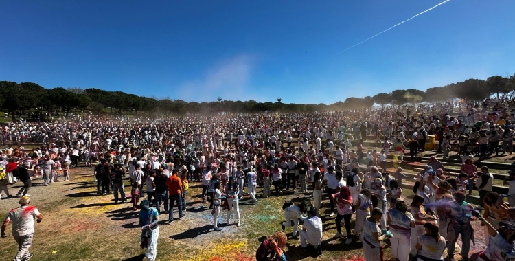 La festa Holi del Parc Catalunya | Pere Gallifa