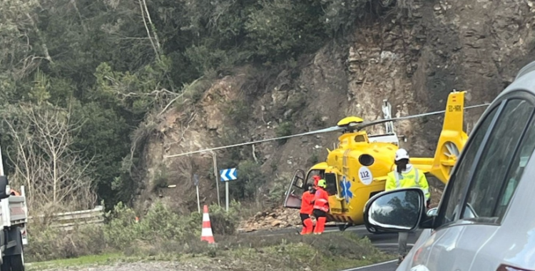 L'helicòpter medicalitzat del SEM s'ha desplaçat al lloc dels fets | L'actual