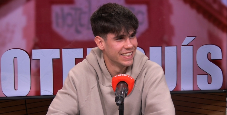 El migcampista Jan Molina avui als estudis de Ràdio Sabadell