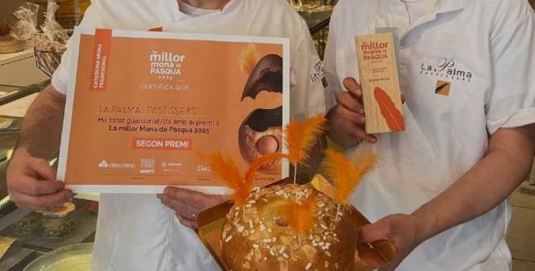 Els pastissers de La Palma amb la Mona
