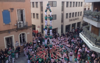 Els Saballuts fent un 4 de 8 a la Diada del Tèxtil 