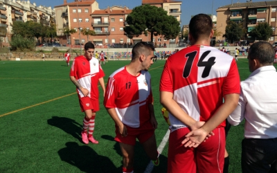 Paco Moreno dona instruccions als seus jugadors