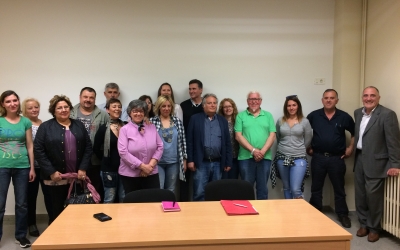 Membres de la plataforma durant la presentació d'aquesta tarda