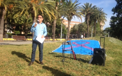 Joan Offroy fent el parlament inicial del XXè Memorial de la SIDA. Foto: Ràdio Sabadell