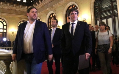 Puigdemont i Junqueras entrant a l'hemicicle | ACN