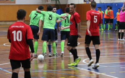 Els jugadors de la Pia celebren un dels 5 gols aconseguits contra el Pallejà | Adrián Arroyo