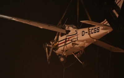 Imatge de la retirada de l'avioneta accidentada divendres passat/ ACN