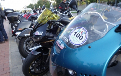 Les motos instal·lades a l'Eix Macià | Helena Molist
