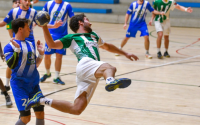 'Tonchi' Vázquez va ser un dels golejadors de l'equip a la pista del Banyoles | jas - OAR Gràcia Sabadell
