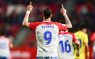 Álvaro Vázquez, cedit fins al juny | Real Sporting